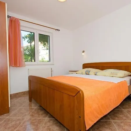 Apartman Mik - 30 M From Beach *