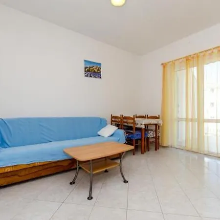 Appartement Mik - 30 M From Beach
